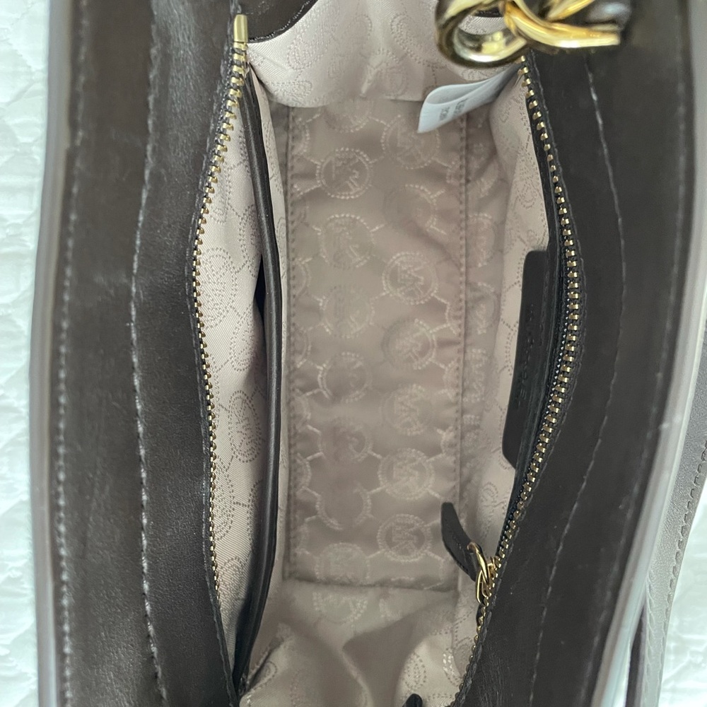 Michael Kors Crossbody bag.
